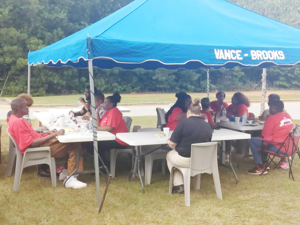 DJJ Unity: Aaron Cohn RYDC/Muscogee YDC Cookout 2019cookoutacmydc7gg.jpg