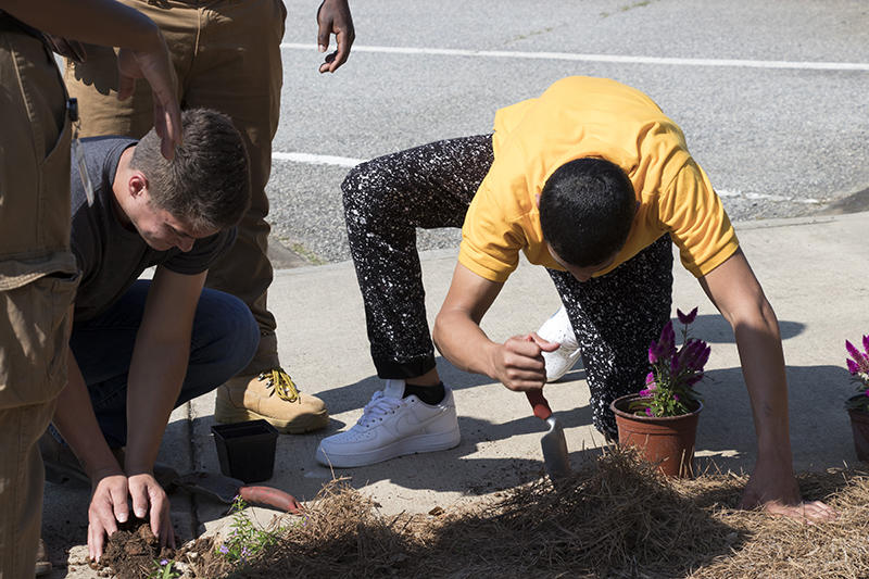 Macon ETC and Eastman YDC Youth: Training Academy Service Learning Project Macon ETC and Training_46.jpg