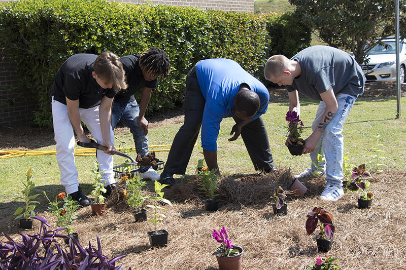 Macon ETC and Eastman YDC Youth: Training Academy Service Learning Project Macon ETC and Training_71.jpg