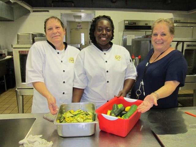 Office of Nutrition and Food Services: Wellness Events at DJJ elbershawrydcwellness17aa.jpg